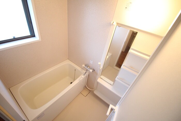 物件内観写真9　(バス／シャワールーム等)