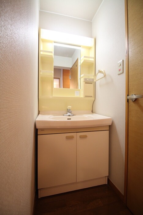 物件内観写真11　(洗面)