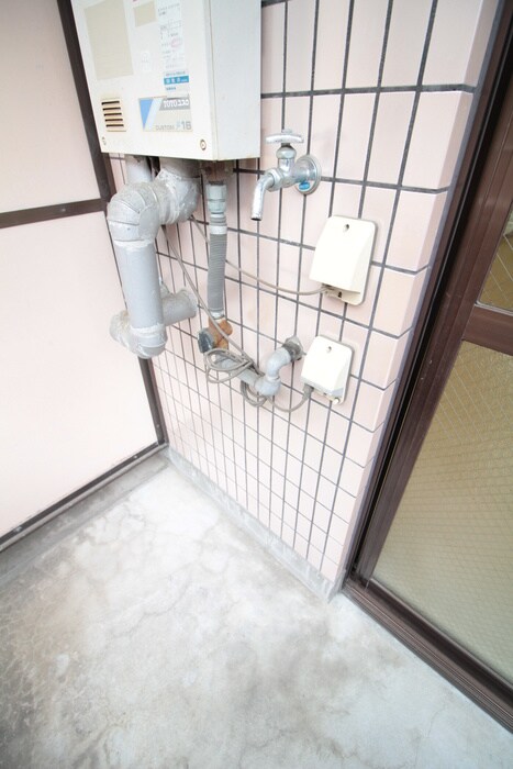 物件内観写真11　(洗濯機置場)