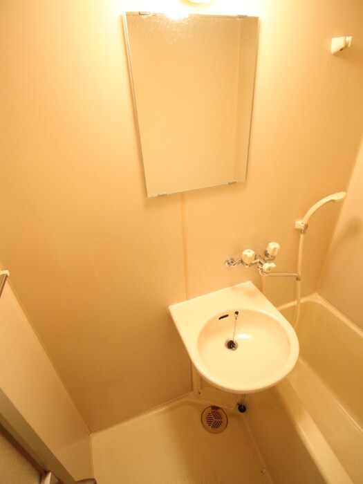 物件内観写真12　(洗面)