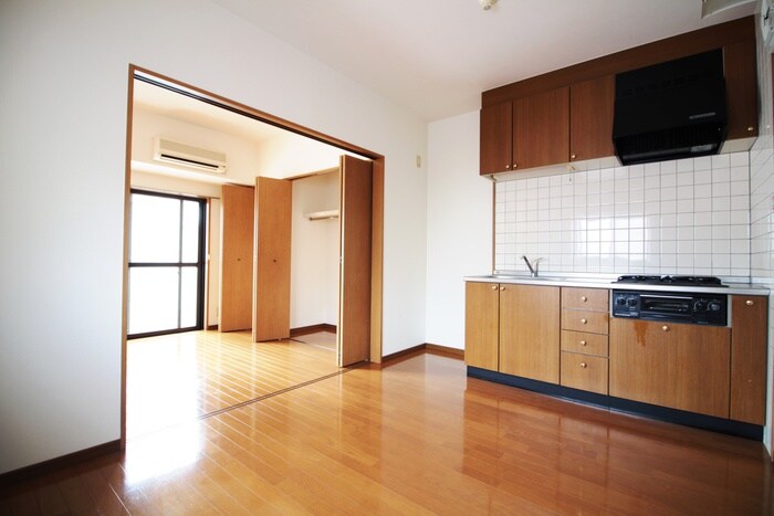 物件内観写真8　(居室)