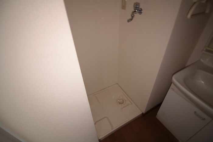 物件内観写真21　(洗濯機置場)