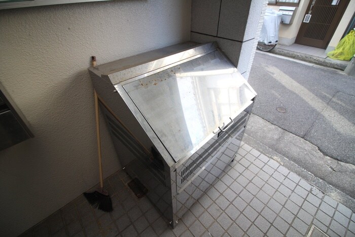 物件外観写真4　(建物設備)