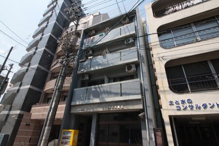 井隅ビル外観写真