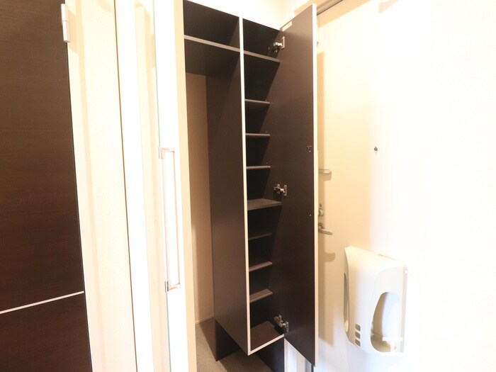 物件内観写真16　(靴箱)