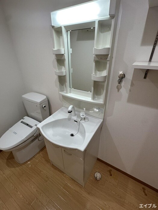 物件内観写真11　(洗面)