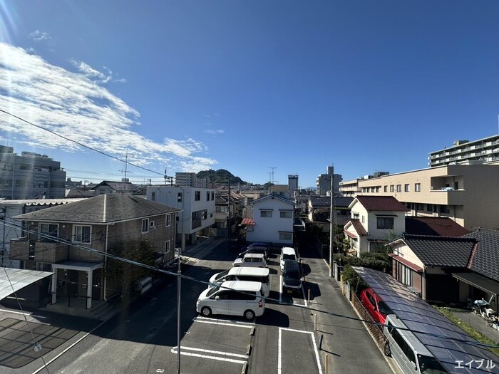 物件内観写真15　(室内からの展望)