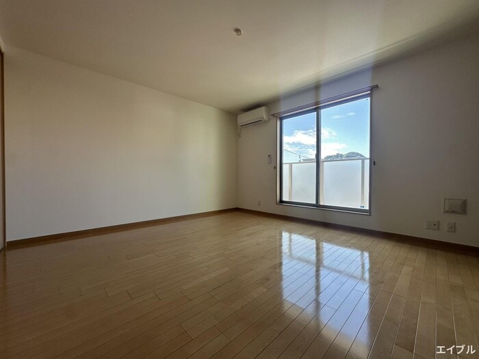 物件内観写真19　(居室)