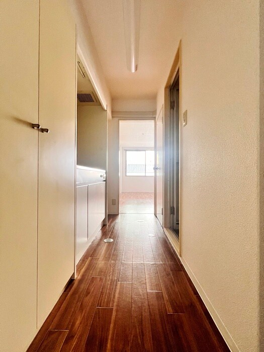 物件内観写真22　(廊下)