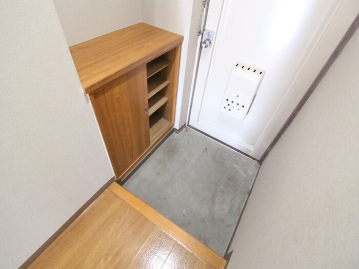 物件内観写真13　(靴箱)