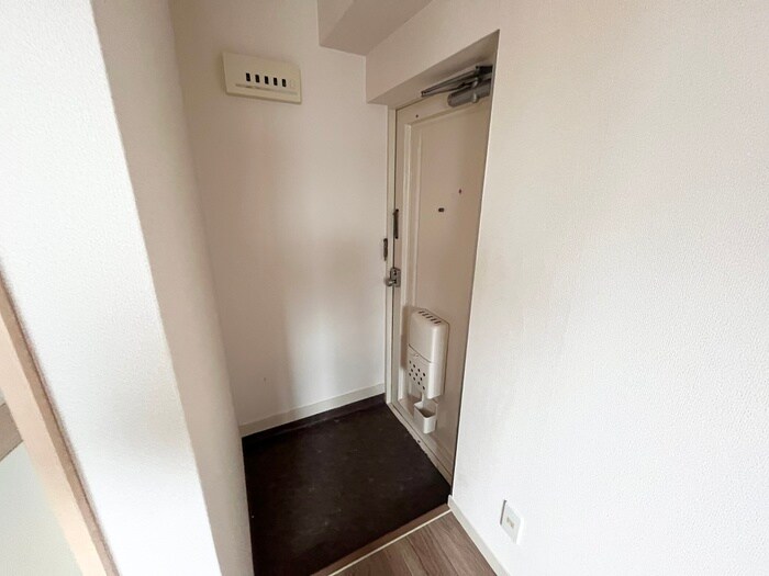 物件内観写真15　(玄関)