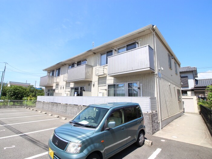 物件外観写真2　(外観写真)