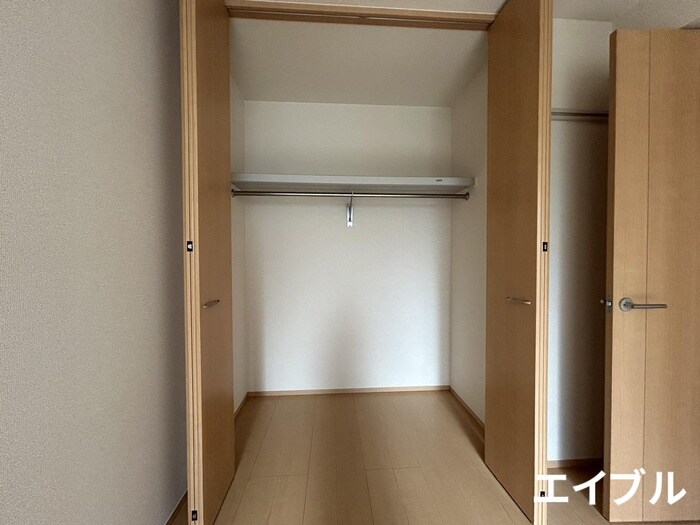 物件内観写真15　(収納)