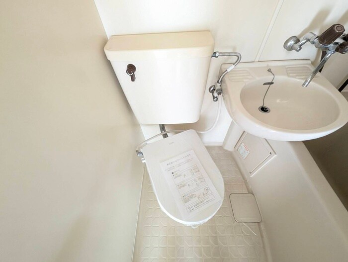 物件内観写真9　(トイレ)