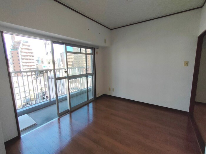 物件内観写真19　(居室)