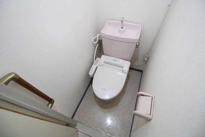 物件内観写真12　(トイレ)