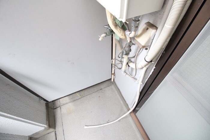 物件内観写真17　(洗濯機置場)