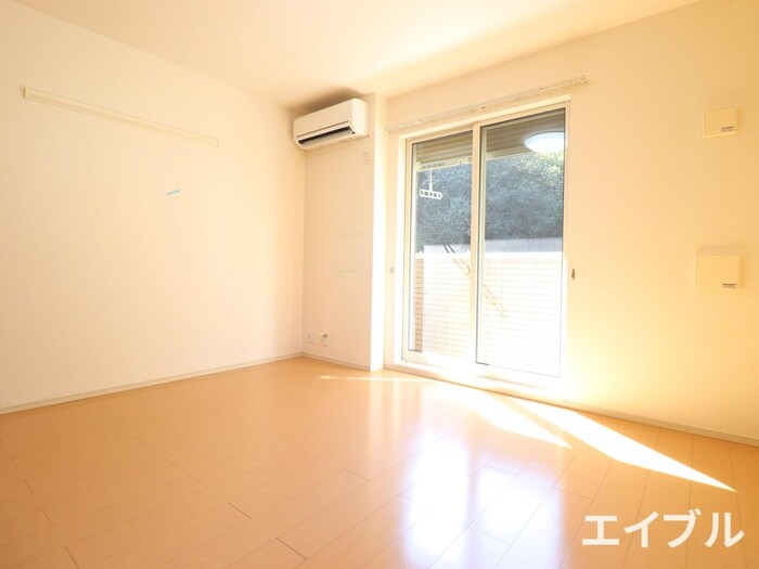 物件内観写真18　(居室)