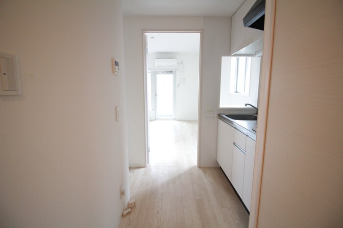 物件内観写真18　(廊下)