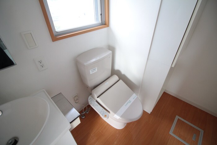 物件内観写真10　(トイレ)