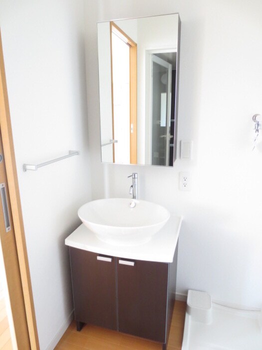 物件内観写真11　(洗面)