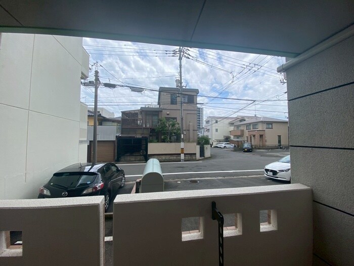 物件内観写真15　(室内からの展望)