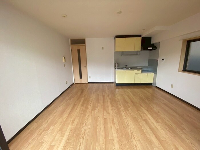 物件内観写真18　(居室)