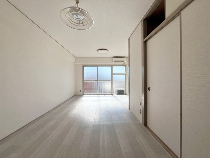 物件内観写真7　(居室)