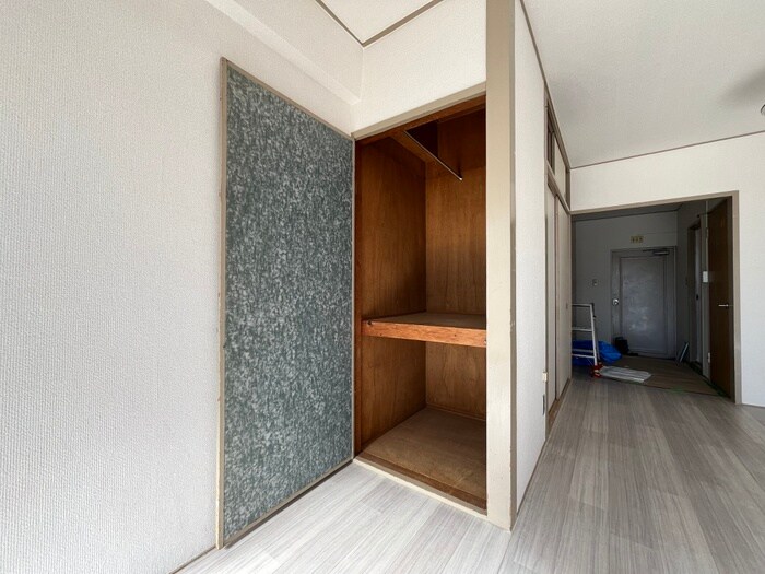 物件内観写真12　(収納)
