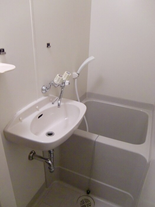 物件内観写真9　(バス／シャワールーム等)