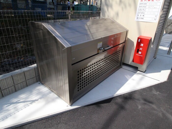 物件外観写真3　(建物設備)