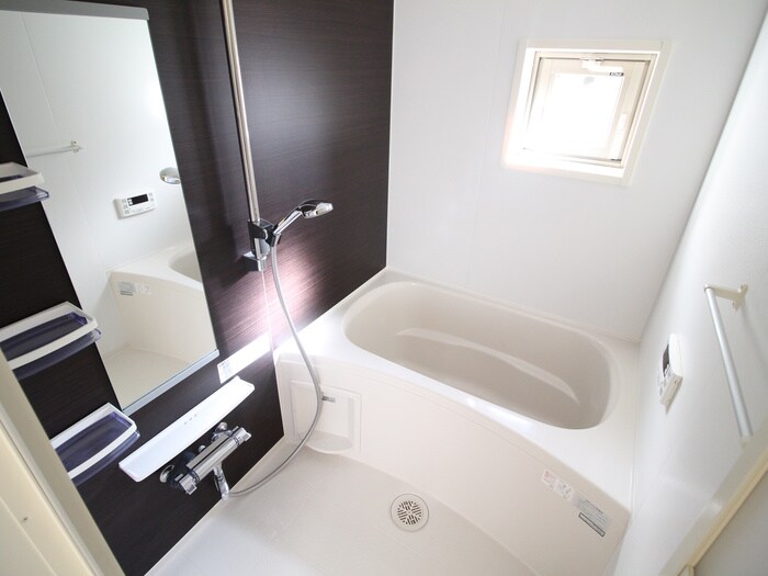 物件内観写真10　(バス／シャワールーム等)