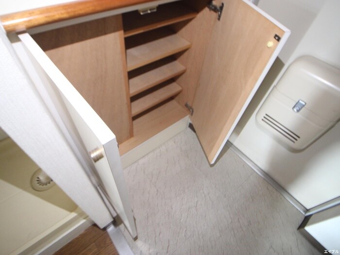 物件内観写真14　(靴箱)