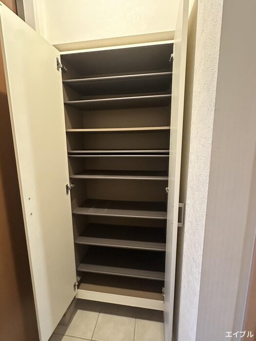 物件内観写真12　(靴箱)