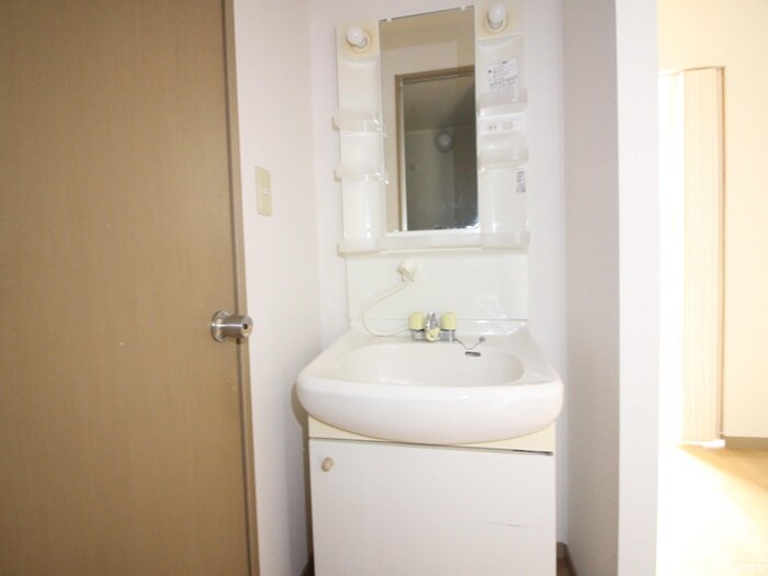 物件内観写真11　(洗面)
