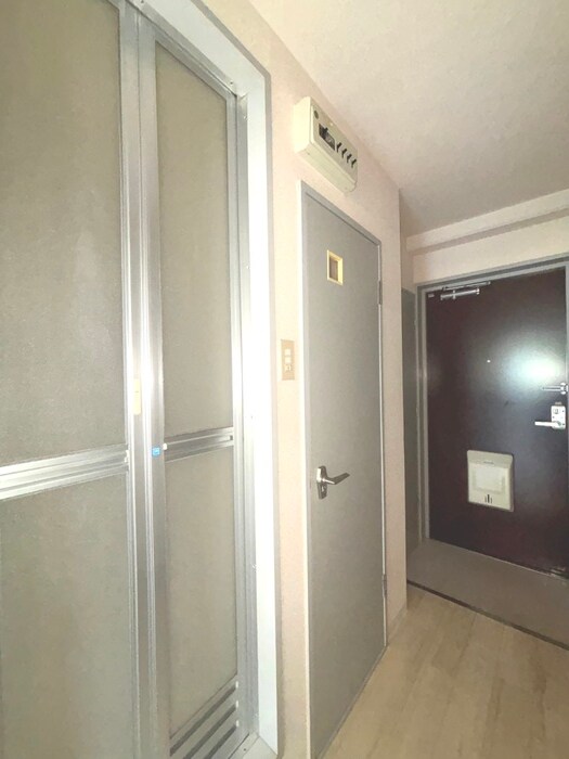 物件内観写真18　(廊下)