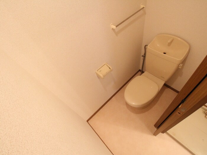 物件内観写真10　(トイレ)