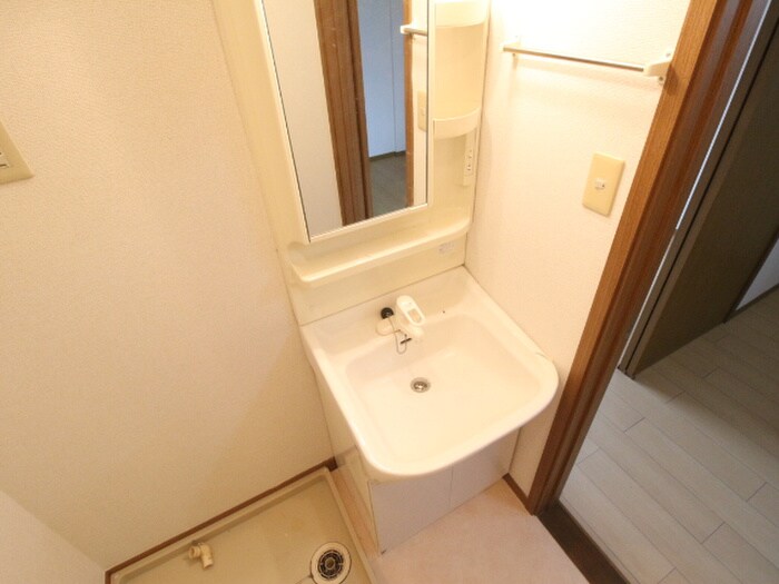 物件内観写真11　(洗面)