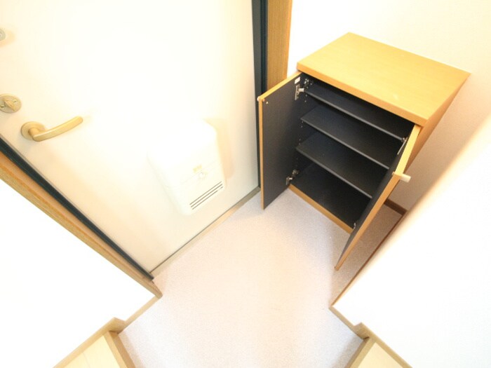 物件内観写真14　(靴箱)