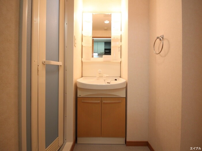 物件内観写真11　(洗面)