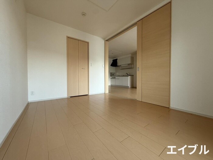 物件内観写真8　(居室)