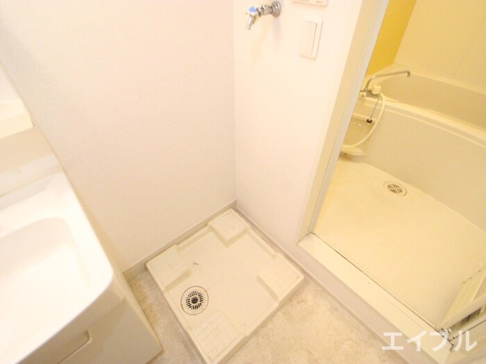 物件内観写真19　(洗濯機置場)