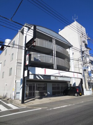 セゾン天方外観写真