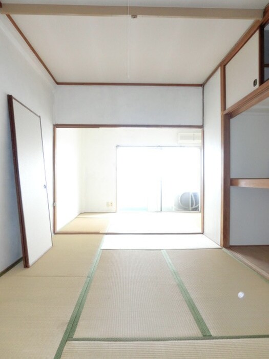 物件内観写真10　(居室)