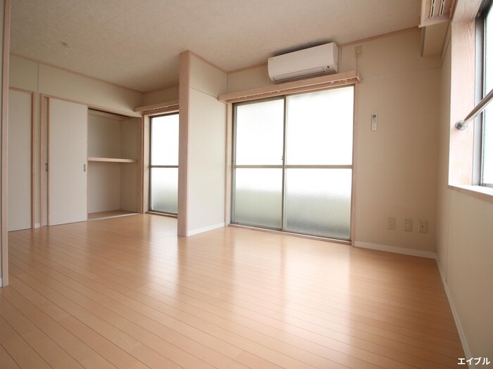 物件内観写真5　(居室)