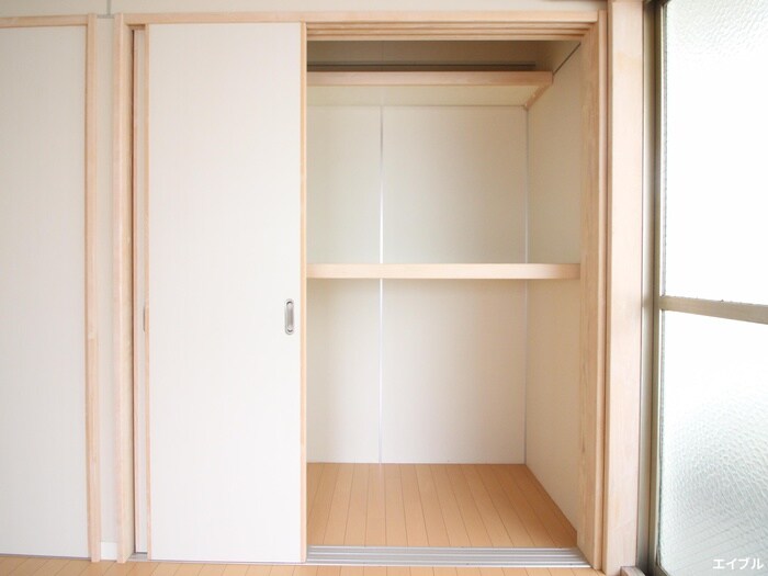 物件内観写真13　(室内からの展望)