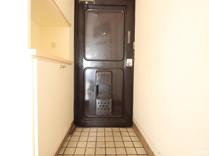 物件内観写真14　(玄関)