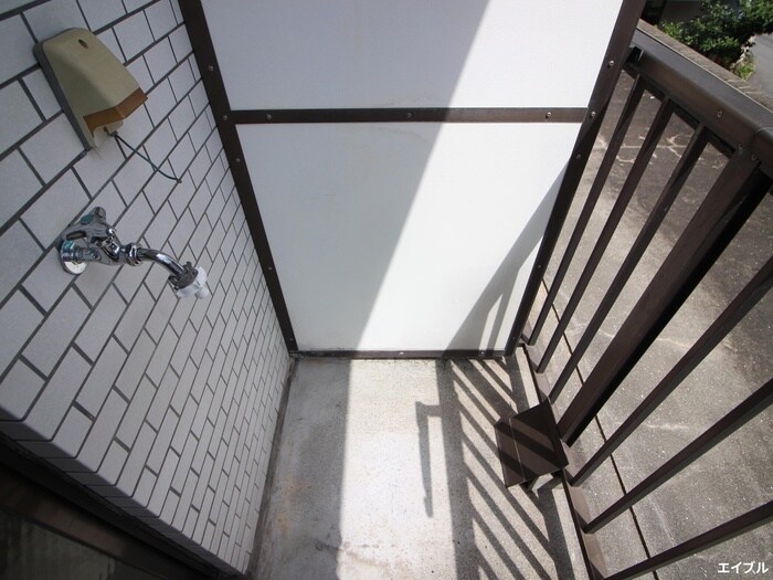 青木ビルの洗濯機置場