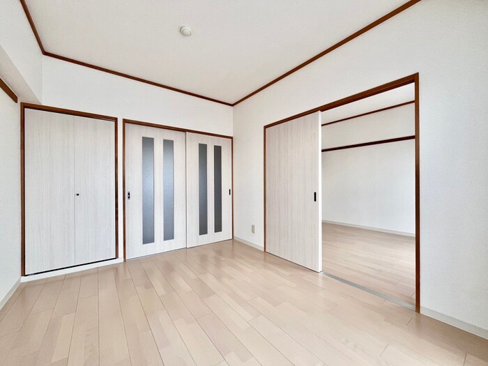 物件内観写真9　(居室)