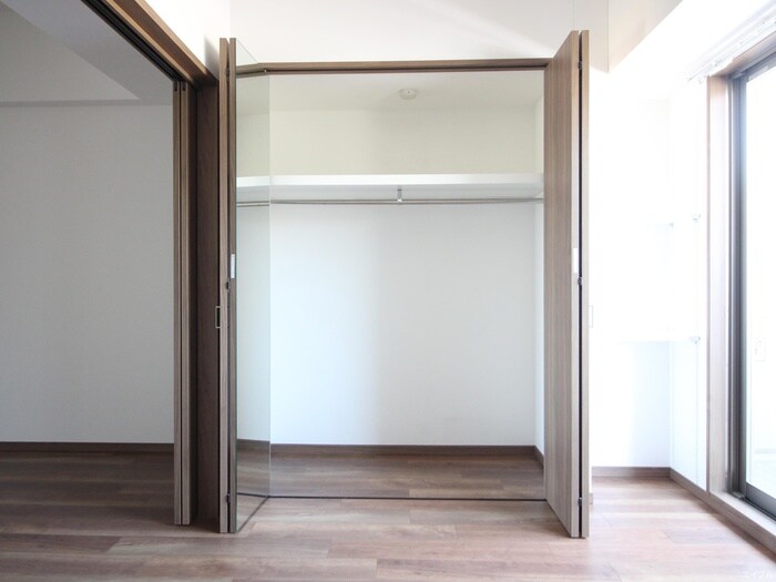 物件内観写真13　(収納)